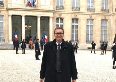 Jacques CLOCHARD, président du Groupe FIDEIP devant l'Elysée